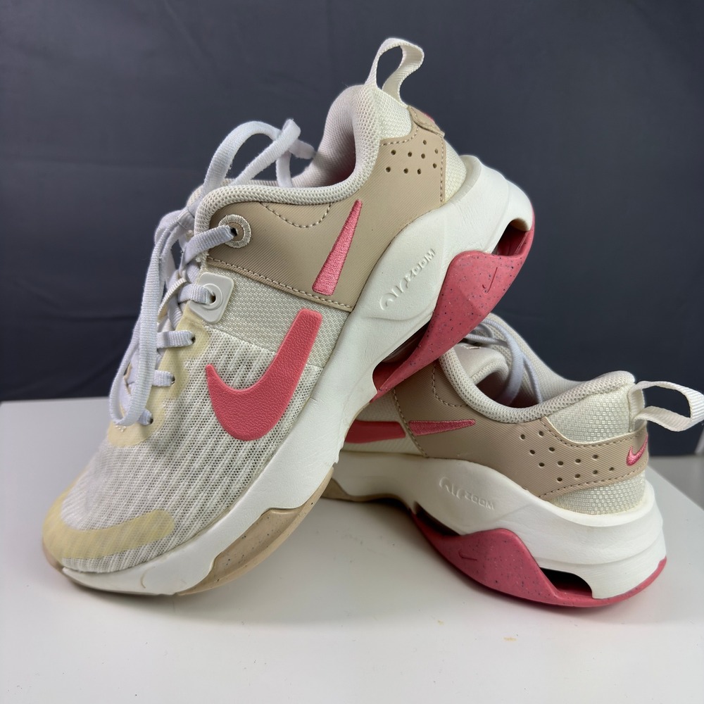Nike Air Zoom Bella 6 Training Shoes Womens 5 Cream Pink DR5720-101 Mesh Sneaker